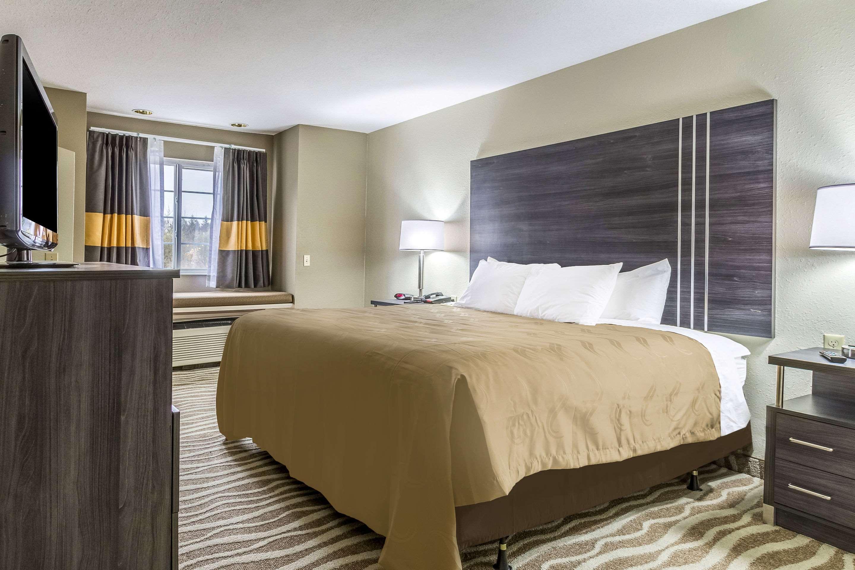 Quality Inn & Suites North Lima - Boardman Exteriör bild
