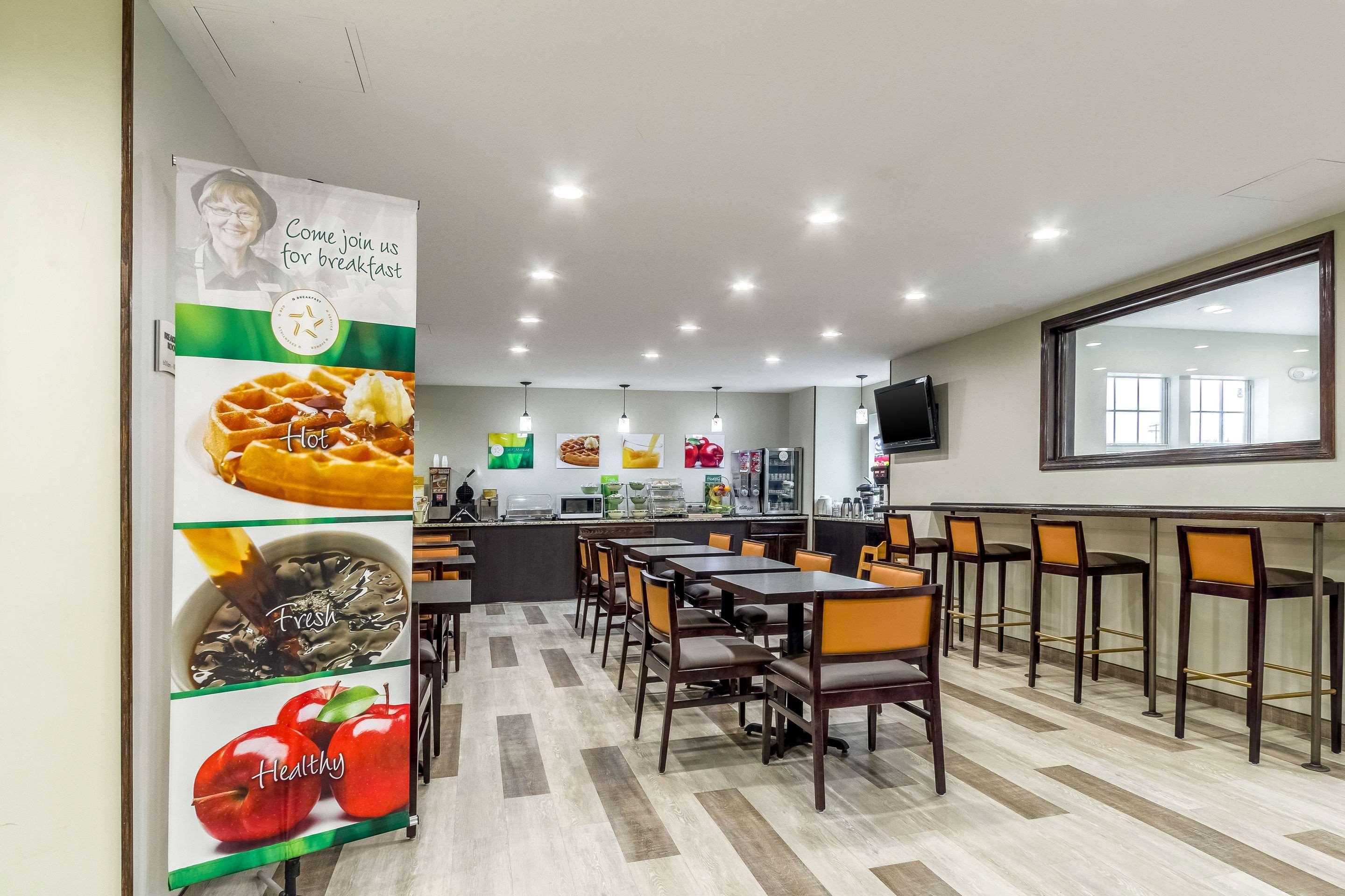 Quality Inn & Suites North Lima - Boardman Exteriör bild