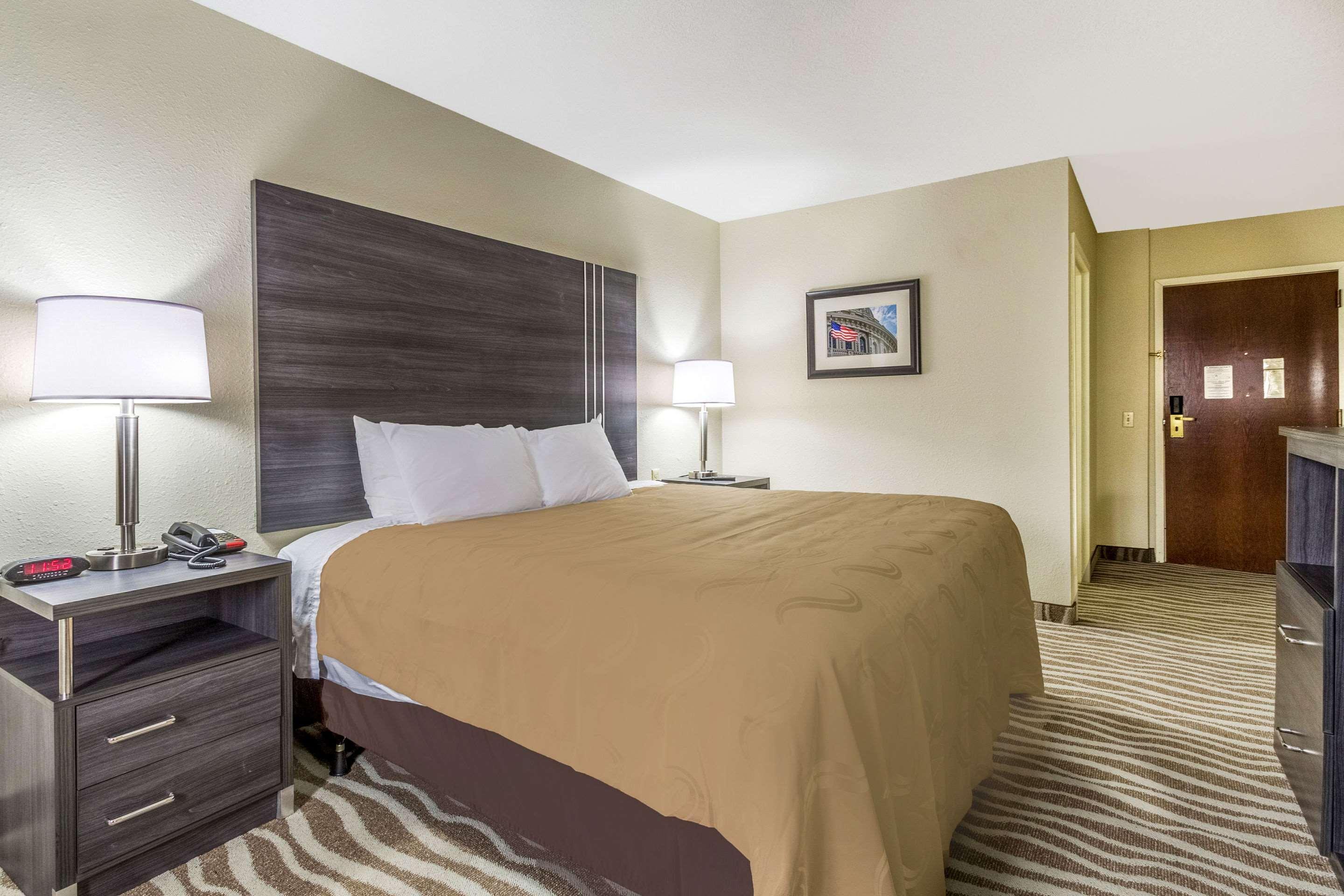 Quality Inn & Suites North Lima - Boardman Exteriör bild